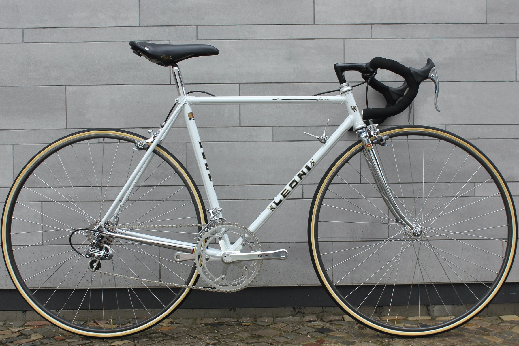 Leoni Rennrad Vintage Rennrad 80er Columbus SL Rahmen Shimano Dura-Ace 74xx italienischer Stahlrahmen klassisches Rennrad Retro Rennrad Sammler Rennrad Stahlrahmen Klassiker Gardasee Fahrrad